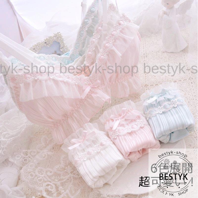 ■ 痛くないノンワイヤーブラショーツセット！■ デザインが女性らしくて可愛いブラジャーです〜■ シンプルで幅広い年代の方に愛される一枚です&starf;■ 胸元が深めに開いたデザインは、胸元が
